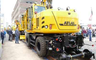 ATLAS road-rail excavator 1604 RR on a new level
